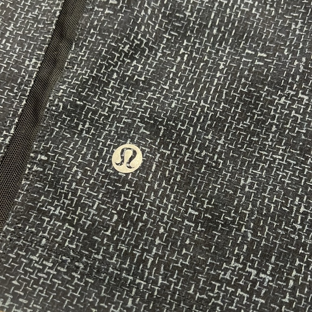 Lululemon Shorts - Picture 3 of 7